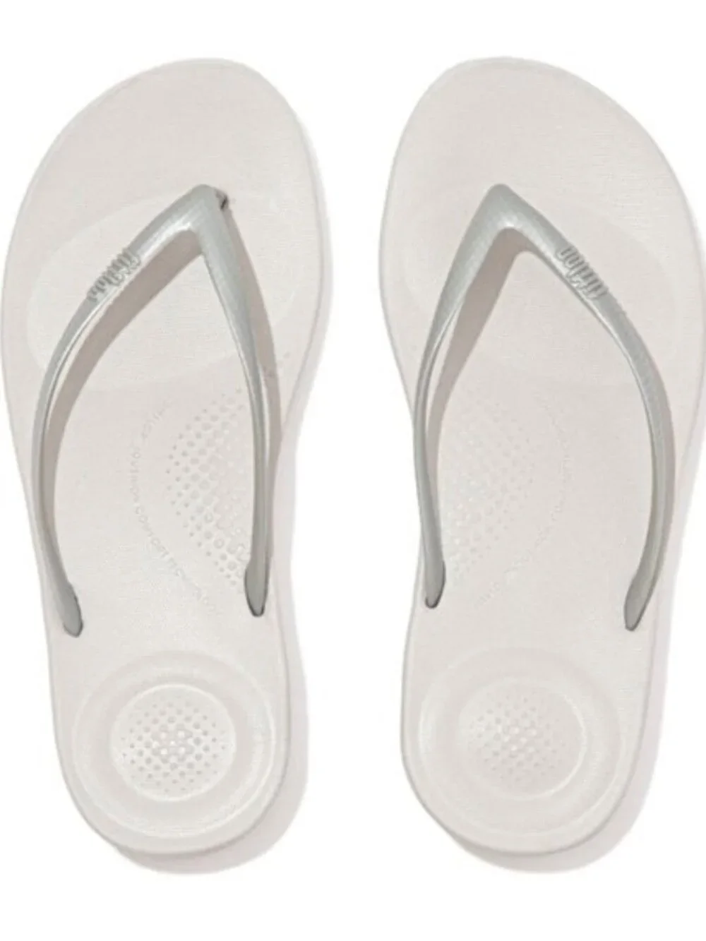 FitFlop iQushion Ergonomic Flip Flops Silver Women’s 7 NIB Comfort Sandals